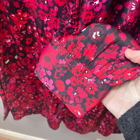 NEW Lane‎ Bryant Red Floral Long Sleeve Blouse Size 26/28 Polyester & Spandex - Picture 5 of 8